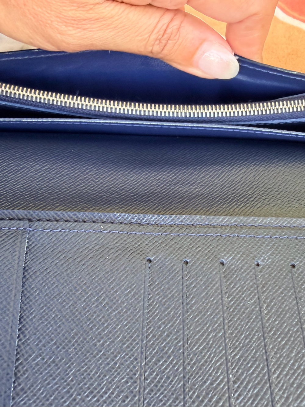 Louis Vuitton Bi-fold Epi Long Wallet💝💝💝 - Picture 5 of 8